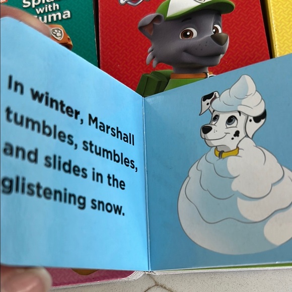 Nickelodeon PAW Patrol Kids Book Set - Pink, Purple, Red - Picture 11 of 13